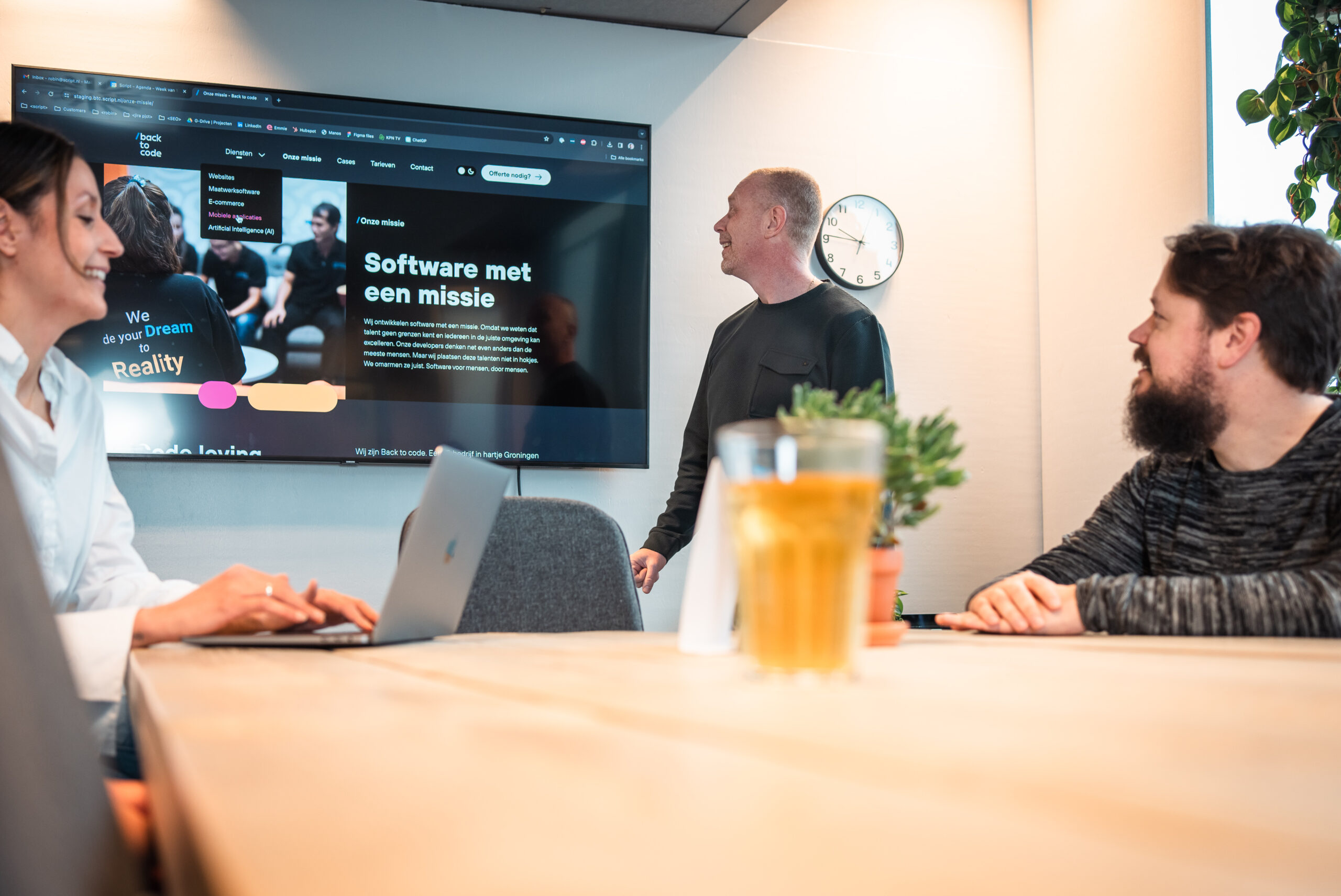 Softwareoplossingen Back to code